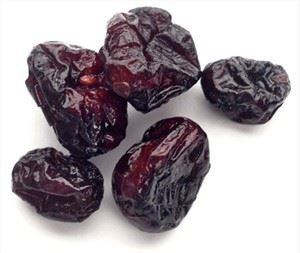 التوت البري المجفف الكامل